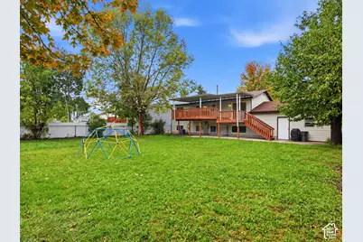 975 S 200 E, Layton, UT 84041 - Photo 30