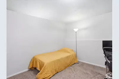 975 S 200 E, Layton, UT 84041 - Photo 24