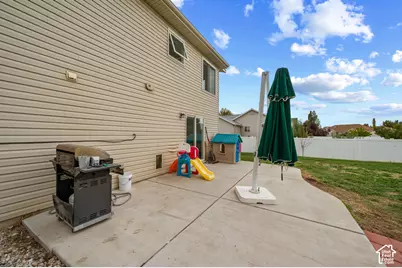 2602 W 2580 N, Clinton, UT 84015 - Photo 32