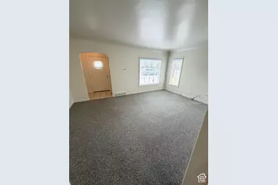 4910 S 900 E, Murray, UT 84117 - Photo 6