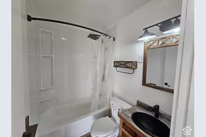 154 Berkley Ave, East Carbon, UT 84520 - Photo 14