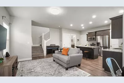 3761 E Cunninghill Dr, Eagle Mountain, UT 84005 - Photo 4