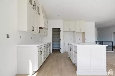 1140 E 160 N #63, Hyde Park, UT 84318 - Photo 4