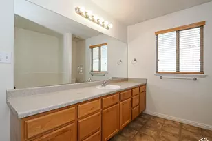 10358 Morgan Blvd, Cedar Hills, UT 84062 - Photo 38