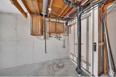 447 E 550 S, Bountiful, UT 84010 - Photo 28