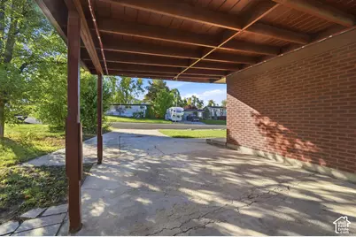447 E 550 S, Bountiful, UT 84010 - Photo 32