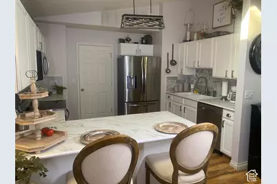 1189 W Old Hollow Way, West Jordan, UT 84084 - Photo 6