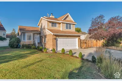 802 E Tara Cir, Midvale, UT 84047 - Photo 2