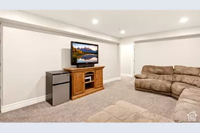 1425 S 300 E, Kaysville, UT 84037 - Photo 28