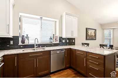 1425 S 300 E, Kaysville, UT 84037 - Photo 12