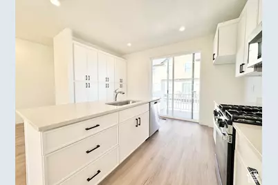 1650 N Main St, Layton, UT 84041 - Photo 8