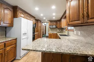 866 E 970 N, Orem, UT 84097 - Photo 8