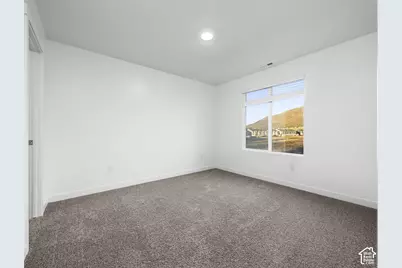 1353 S Fox Run Ave, Santaquin, UT 84655 - Photo 14