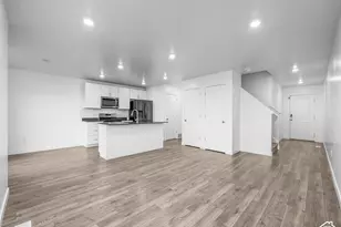 1353 S Fox Run Ave, Santaquin, UT 84655 - Photo 8