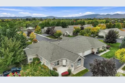 9356 S Abbey View Rd #16-A, West Jordan, UT 84088 - Photo 2