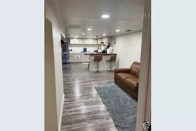 40 Zircon Cir, Layton, UT 84041 - Photo 12