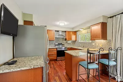 855 N Star Crest Dr, Salt Lake City, UT 84116 - Photo 4
