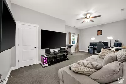 323 W 4300 N, Pleasant View, UT 84414 - Photo 38