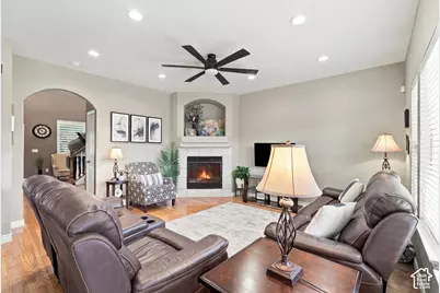 6829 S Bateman Field Dr W, West Jordan, UT 84084 - Photo 10