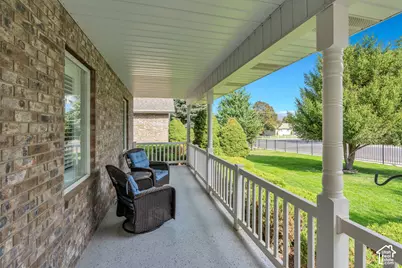 328 S 700 E, Payson, UT 84651 - Photo 2