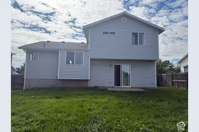 5076 W 7000 S, West Jordan, UT 84081 - Photo 16