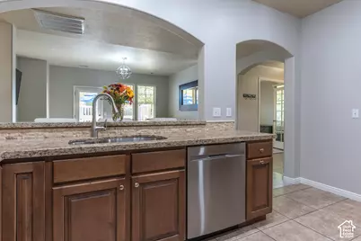 10951 S Sunup Way, South Jordan, UT 84009 - Photo 8