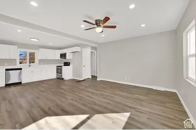 560 W 5000 S, Washington Terrace, UT 84405 - Photo 4