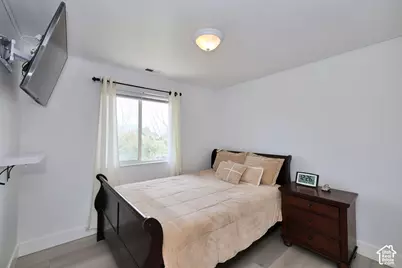 8713 S McGinnis Ln W, West Jordan, UT 84081 - Photo 36