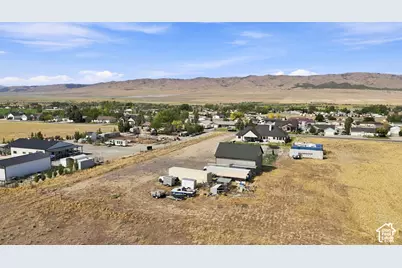 461 S 300 E, Mona, UT 84645 - Photo 38