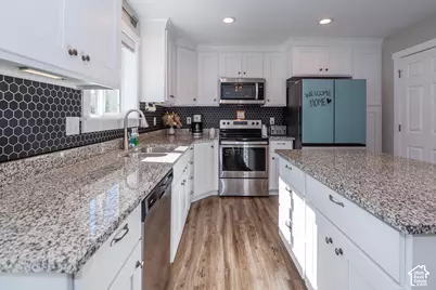 227 W Braeburn Ln, Santaquin, UT 84655 - Photo 8