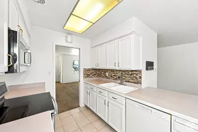 1005 Eastgate Rd, Murray, UT 84117 - Photo 6