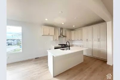 7628 S Clipper Rd W #303, West Jordan, UT 84081 - Photo 10