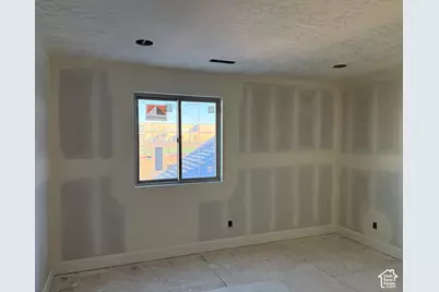 419 N Amber Ln, Layton, UT 84041 - Photo 18