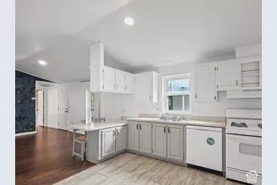 11314 S Hidden Vale Ln E #218, Sandy, UT 84094 - Photo 12