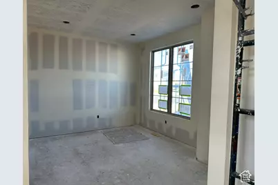 6651 W Braeburn Way, West Jordan, UT 84081 - Photo 8