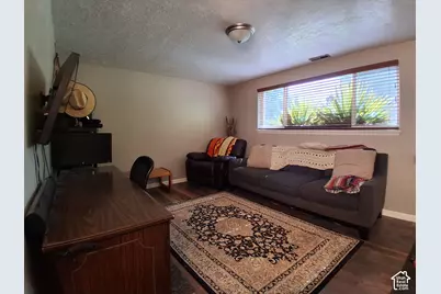 976 E 500 N, Ogden, UT 84404 - Photo 10