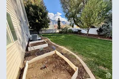 169 W 2050 N, Harrisville, UT 84414 - Photo 36