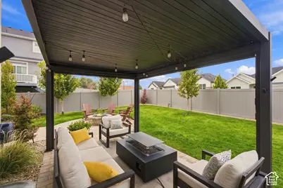 1263 W Brinkerhoff Dr, West Jordan, UT 84084 - Photo 32