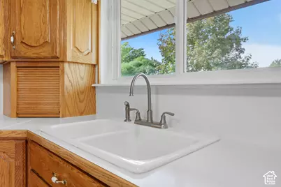 380 N 300 E, Mapleton, UT 84664 - Photo 10