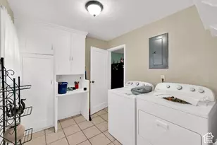 310 S Center St, Santaquin, UT 84655 - Photo 12