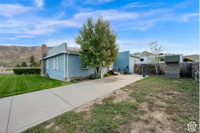 310 S Center St, Santaquin, UT 84655 - Photo 24