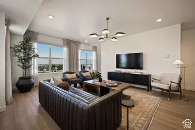 4046 S Sandridge Dr W #UNIT 4, Roy, UT 84067 - Photo 4