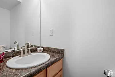 4999 S Riverside Dr, Murray, UT 84123 - Photo 10