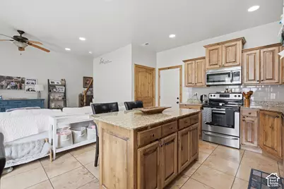 858 S Pheasant Run W, Orem, UT 84058 - Photo 24