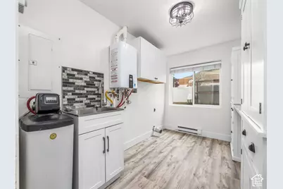 392 E 400 S, Nephi, UT 84648 - Photo 14