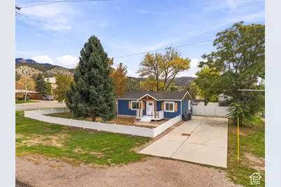 392 E 400 S, Nephi, UT 84648 - Photo 2