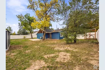392 E 400 S, Nephi, UT 84648 - Photo 6