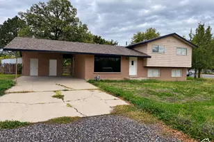 393 N 900 E, Payson, UT 84651 - Photo 1