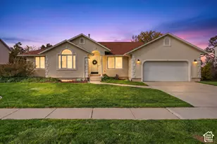 11192 S Crescent Vista Ln W, Sandy, UT 84070 - Photo 1