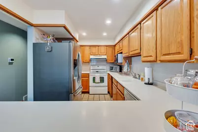 91 S Santa Rita Pl, West Jordan, UT 84088 - Photo 12